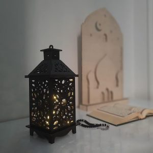 فانوس خشبي لشهر رمضان